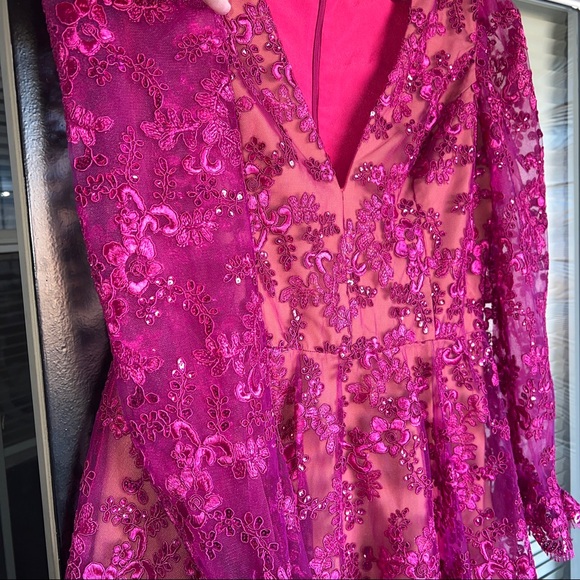 $385 Helsi Women\'s Pink Lily Embroidered Sequin Long Sleeve Mini Dress Size L $385 Helsi Women\'s Pink Lily Embroidered Sequin Long Sleeve Mini Dress Size L